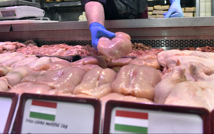 Elkerülhetetlen a hús- és tejtermékek drágulása