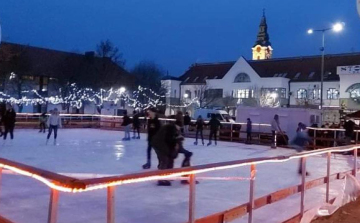 Január 23-ig nyitva marad a jégpálya