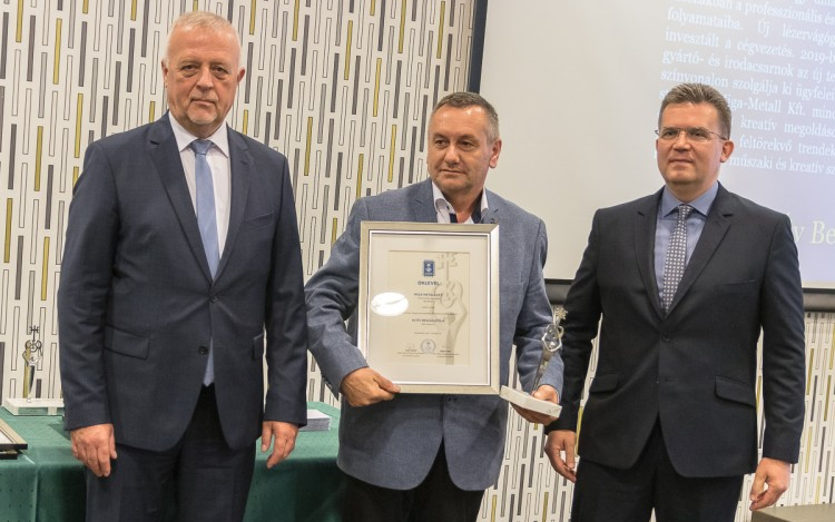 Átadták az iparkamara 2020-as megyei díjait