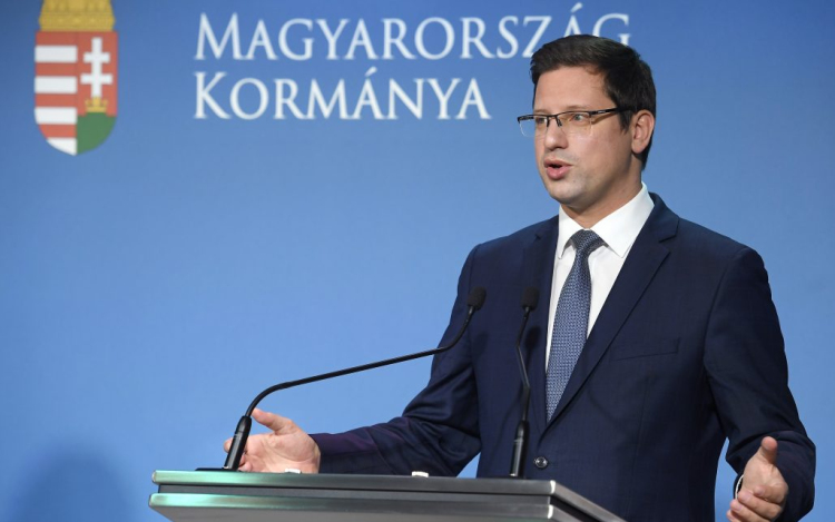 Gulyás: nincs még itt az ideje a lazításnak