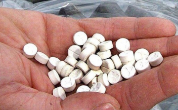 Saját iskolájában terjesztette Félegyházán a kábítószert a kamaszfiú