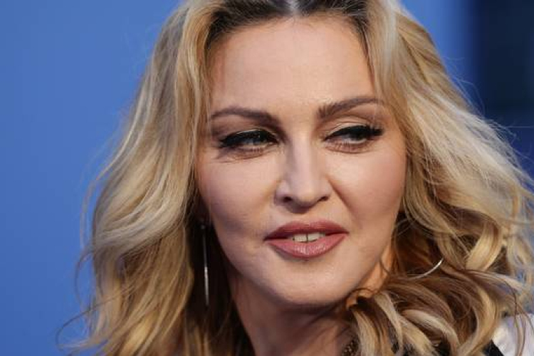 Madonna lemondta három koncertjét