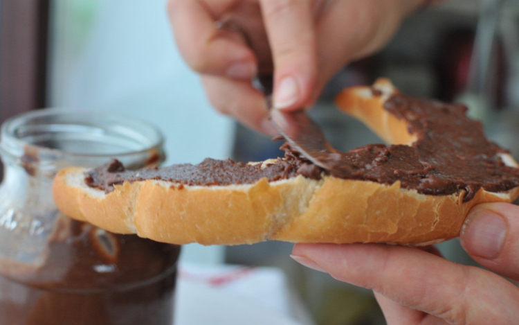 Jelölési hibákat talált a mogyorókrémek ellenőrzésénél az élelmiszerlánc-biztonsági hivatal