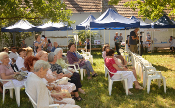 „Zsúr”-ral ünnepelték meg a nagynevű író születésnapját