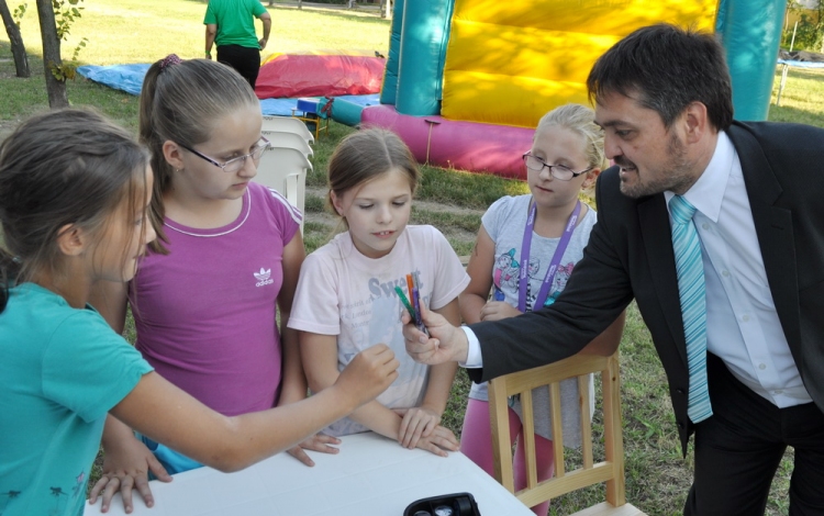 Nyárbúcsúztató a Petőfi lakótelepen