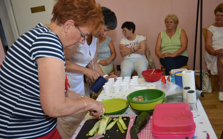 Pillekönnyű nyári finomságok a főzőklubban