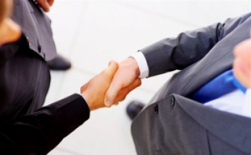 Ajánlásokat várnak a kitüntető díjakra