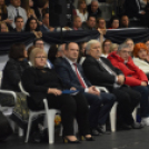 Szalagavató ünnepséget tartott a Móra Ferenc Gimnázium