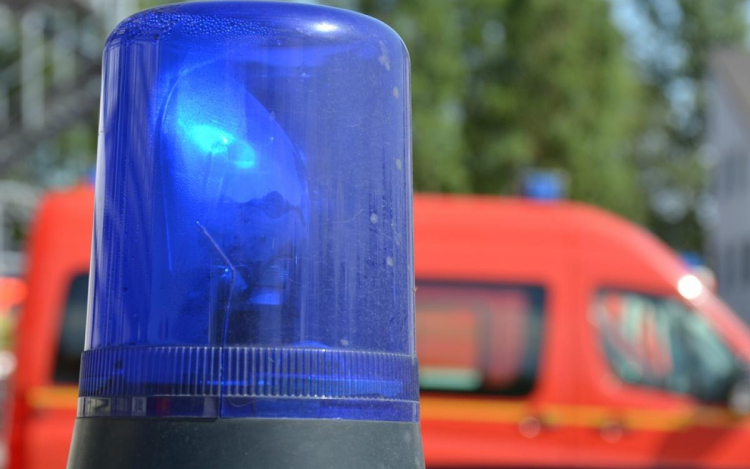 Új munkaruhákat kapnak a mentőszolgálat dolgozói