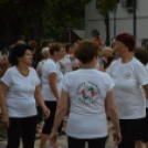 Bemutatkozott Kiskunfélegyházán a Kiskun Szenior Örömtánc csoport