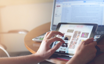 Már mindenki számára elérhető a digitális jólét szoftver alapcsomag