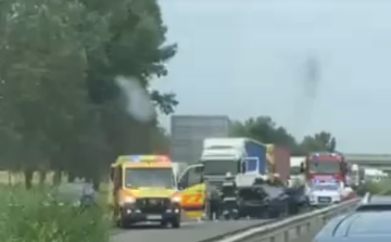 Baleset történt az M5-ös autópályán