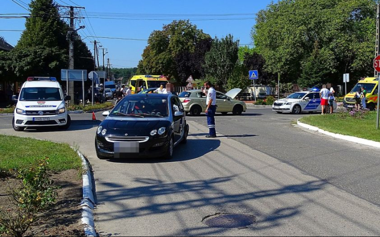 Három autó ütközött Tiszaalpáron