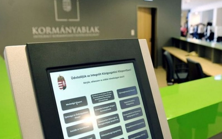 Még két hónapig érvényesek a veszélyhelyzet ideje alatt lejárt okmányok