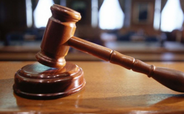 Meglopta megrendelőjét a félegyházi szobafestő