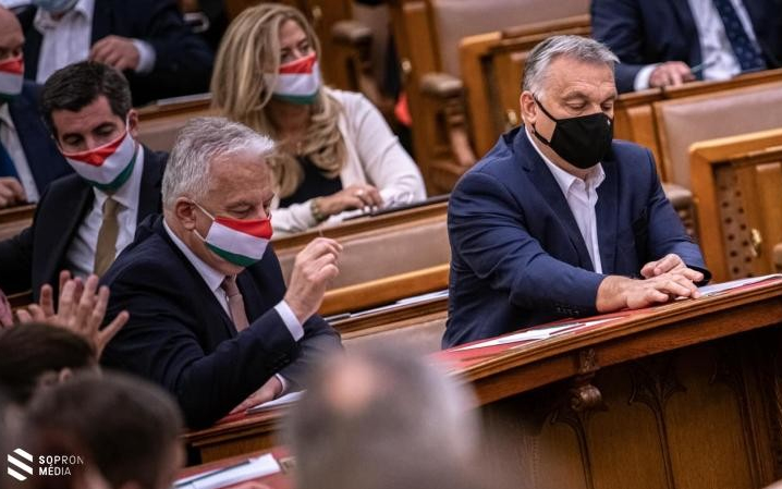 Az Országgyűlés 90 nappal meghosszabbította a veszélyhelyzetet