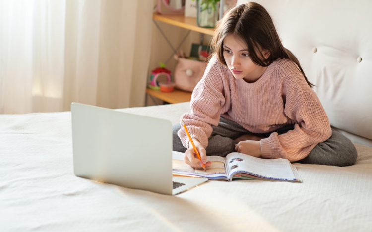 A szolgáltatóktól lehet kérni az ingyenes internetet
