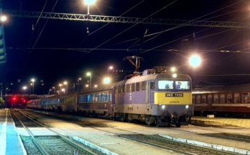 Éjszakai munkavégzés a szegedi vonalon  