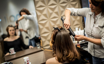 Március végéig lehet benyújtani a bértámogatási kérelmeket