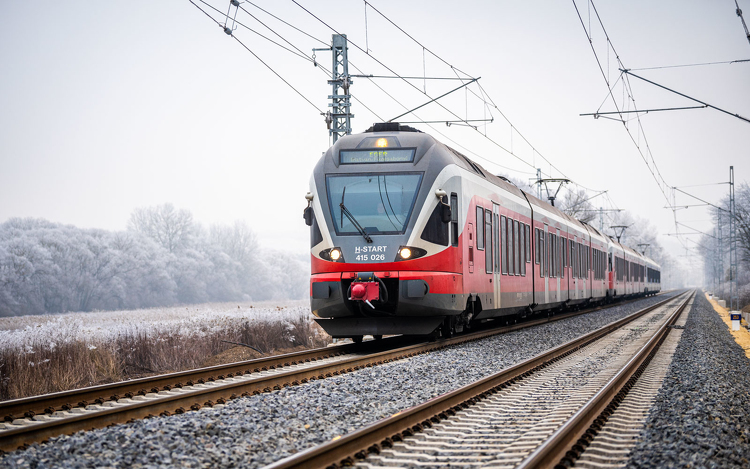 Többlépcsőssé vált az online jegyvásárlás a vonatokra