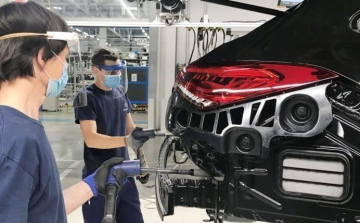 Chiphiány miatt szerdán leáll a kecskeméti Mercedes-gyár