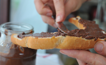 Jelölési hibákat talált a mogyorókrémek ellenőrzésénél az élelmiszerlánc-biztonsági hivatal