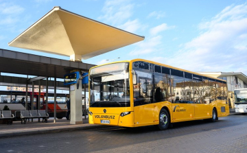 Több mint félezer új autóbusz áll munkába 2022 közepéig