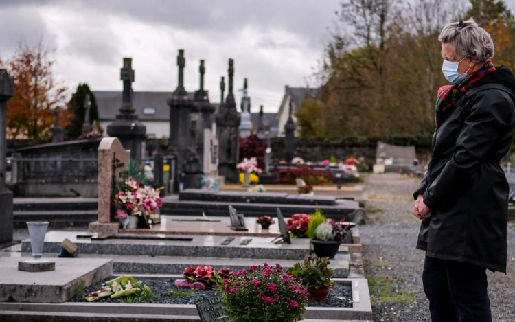 Érdemes jó előre megtervezni a hétvégi temetőlátogatásokat