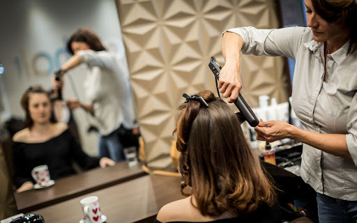 Március végéig lehet benyújtani a bértámogatási kérelmeket