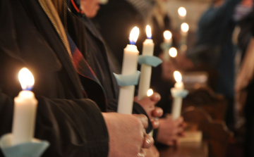 Ma Gyertyaszentelő Boldogasszony napja van